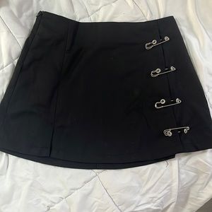Black skirt